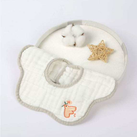 口水巾 儿童婴儿母婴花瓣围嘴 360度水洗八层围兜 纯棉印花口水巾