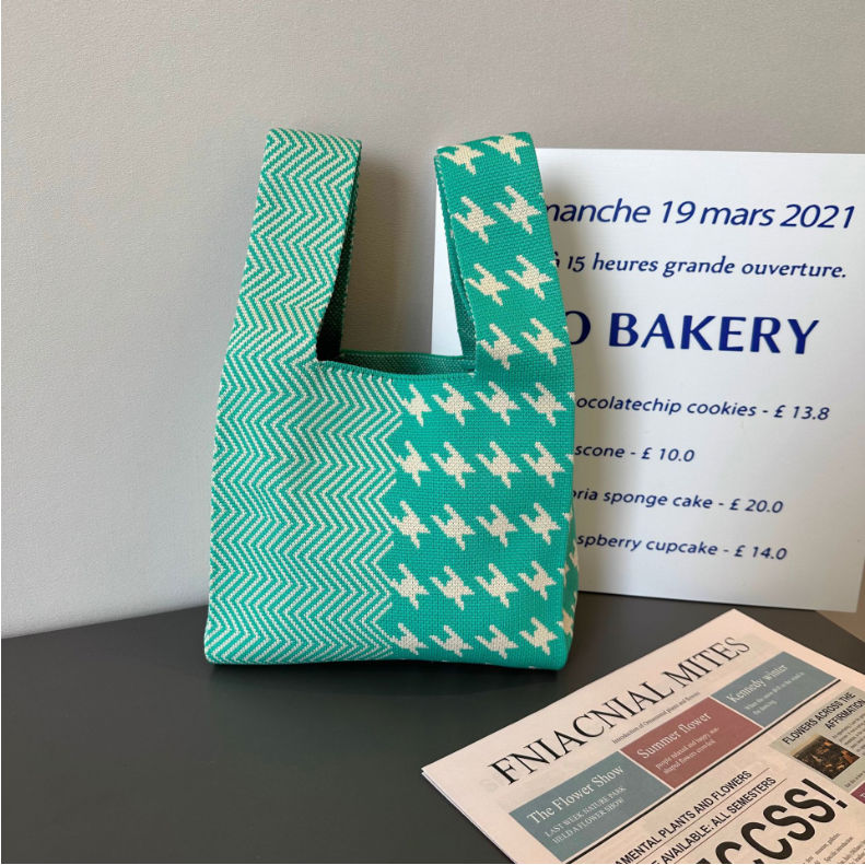 日韩大容量网红女手提包女针织水桶包日韩手拎休闲托特包格子圆点